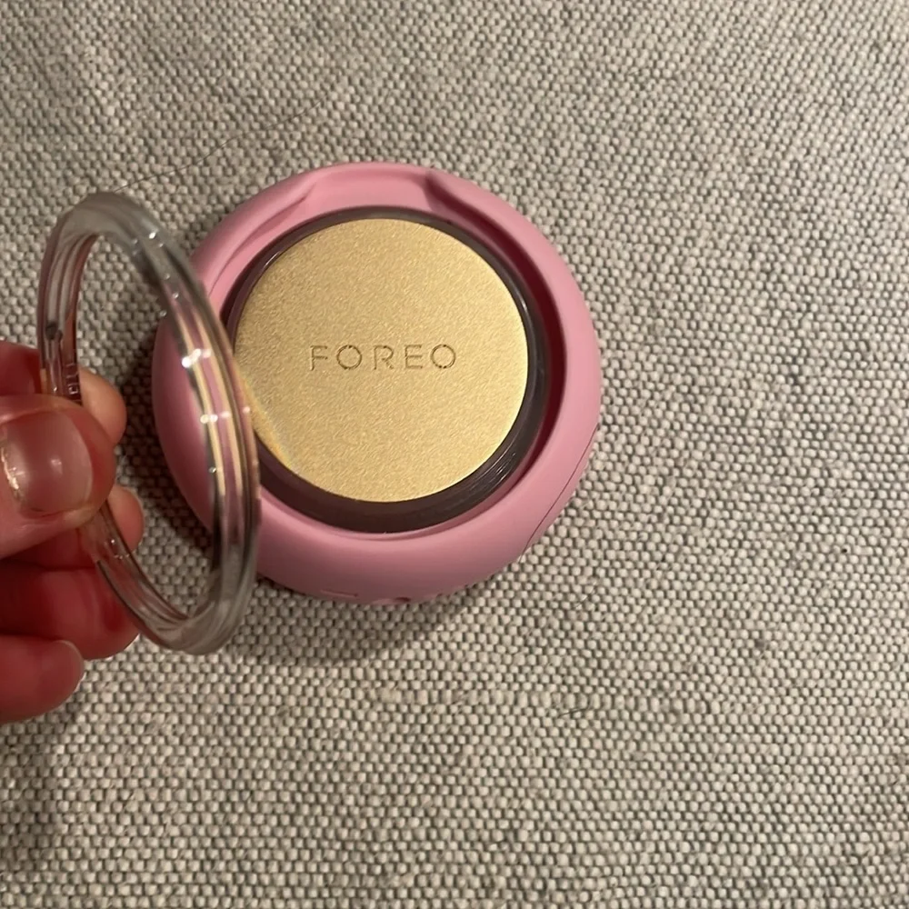 Foreo - Picture 4 of 4